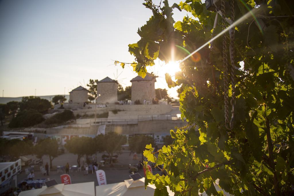Alacati Sardunya Hotel エクステリア 写真
