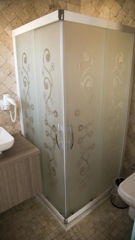Alacati Sardunya Hotel エクステリア 写真