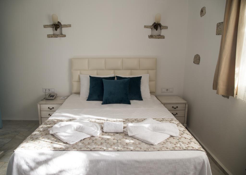 Alacati Sardunya Hotel エクステリア 写真