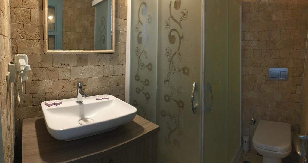 Alacati Sardunya Hotel エクステリア 写真